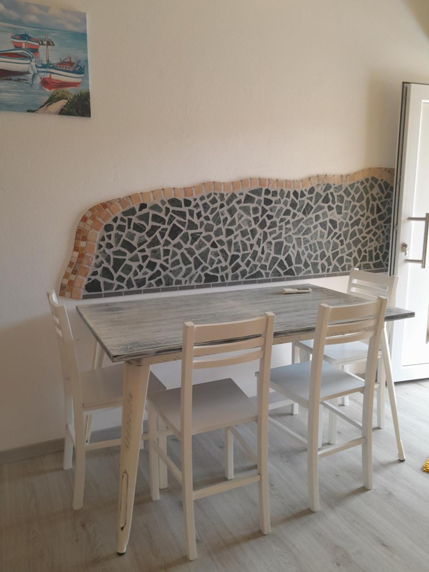 ピオンビーノ Casa Vicino Al Mareヴィラ エクステリア 写真